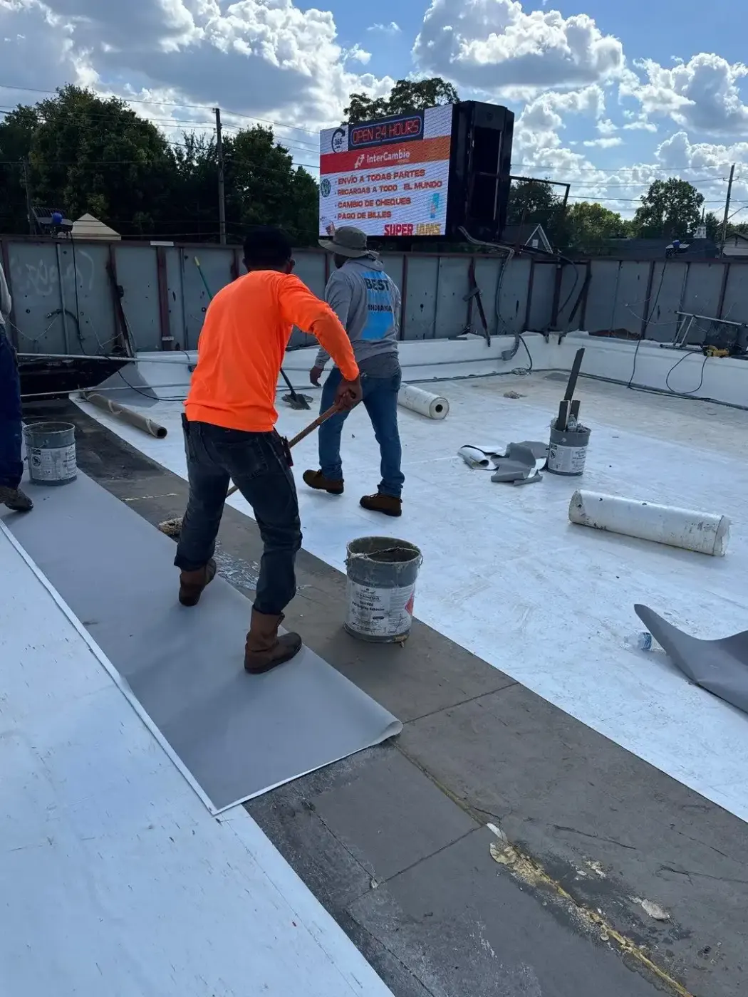 Tarping and dry-in on a Thorntown commercial roof